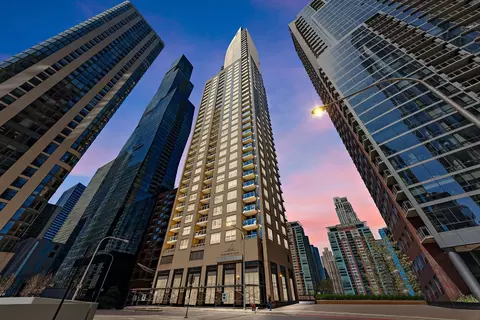 420 E Waterside Dr #2902, Chicago, IL 60601 photo 23