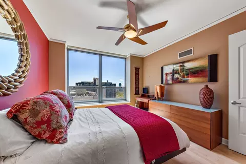 420 E Waterside Dr #2902, Chicago, IL 60601 photo 11