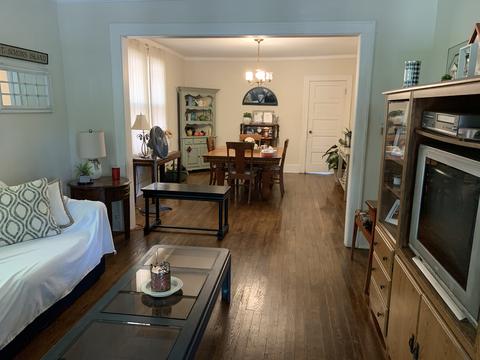 512 Crescent St, Wheaton, IL 60187 photo 4