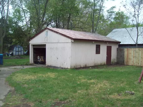 505 W North St, Walnut, IL 61376 photo 3