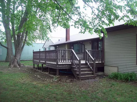 505 W North St, Walnut, IL 61376 photo 4