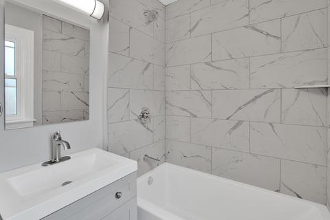 9632 S Avalon Ave, Chicago, IL 60628 photo 13