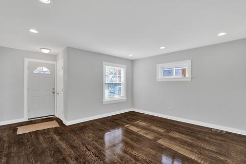 9632 S Avalon Ave, Chicago, IL 60628 photo 5