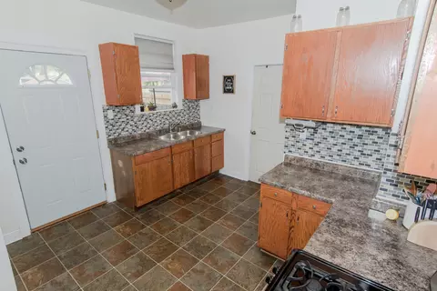 1304 Huron St, Ottawa, IL 61350 photo 9