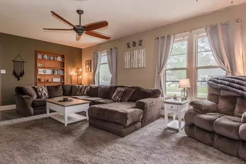 1304 Huron St, Ottawa, IL 61350 photo 5