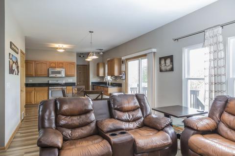2024 Norwich Dr, Bartlett, IL 60103 photo 8
