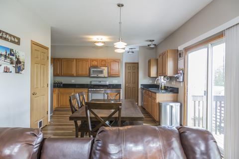 2024 Norwich Dr, Bartlett, IL 60103 photo 9