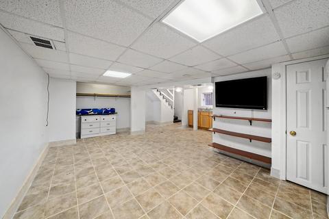 6920 S Artesian Ave, Chicago, IL 60629 photo 24