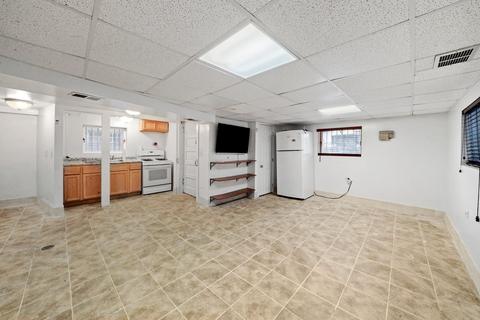 6920 S Artesian Ave, Chicago, IL 60629 photo 23