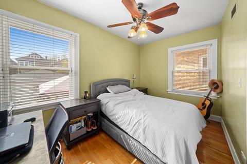 6920 S Artesian Ave, Chicago, IL 60629 photo 16