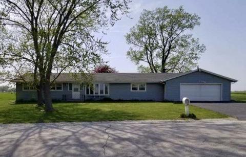 352 N Arseneau Rd, Kankakee, IL 60901 photo 1