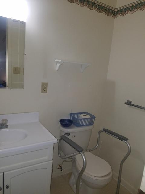 2412 Becker Dr, Peru, IL 61354 photo 9