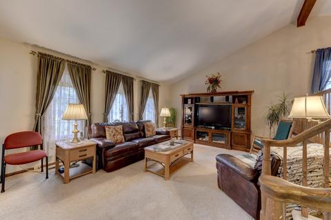 22711 Lahon Rd, Steger, IL 60475 photo 2