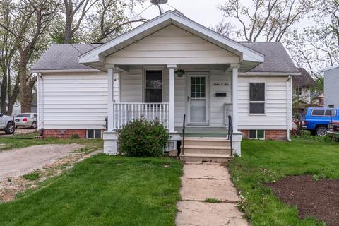 1205 S Main St, Bloomington, IL 61701 photo 1