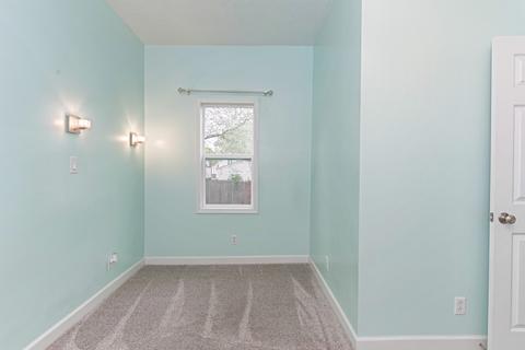 1205 S Main St, Bloomington, IL 61701 photo 11