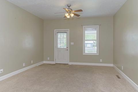 1205 S Main St, Bloomington, IL 61701 photo 6