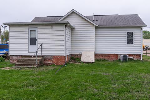 1205 S Main St, Bloomington, IL 61701 photo 25