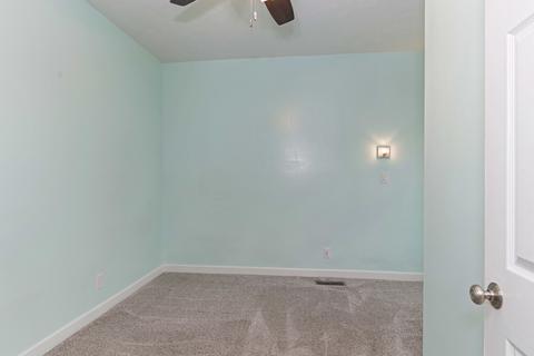 1205 S Main St, Bloomington, IL 61701 photo 10