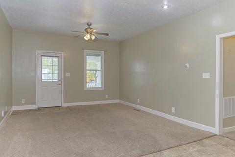1205 S Main St, Bloomington, IL 61701 photo 5