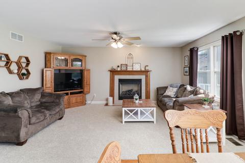 2 Cashmere Ct, Bloomington, IL 61705 photo 16