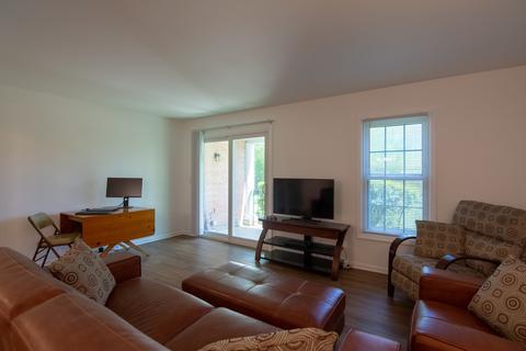 563 Shorely Dr #102, Barrington, IL 60010 photo 6
