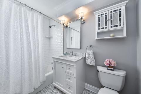 303 S Summit St S, Wheaton, IL 60187 photo 17