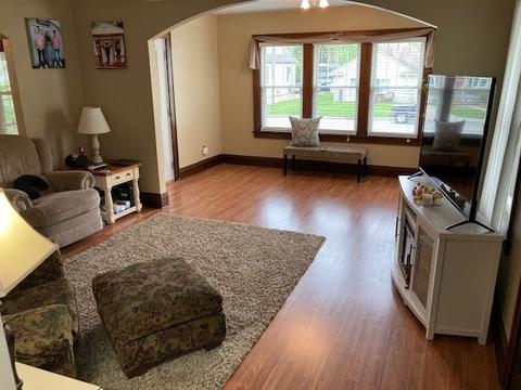 214 E Hamilton Ave, Watseka, IL 60970 photo 7
