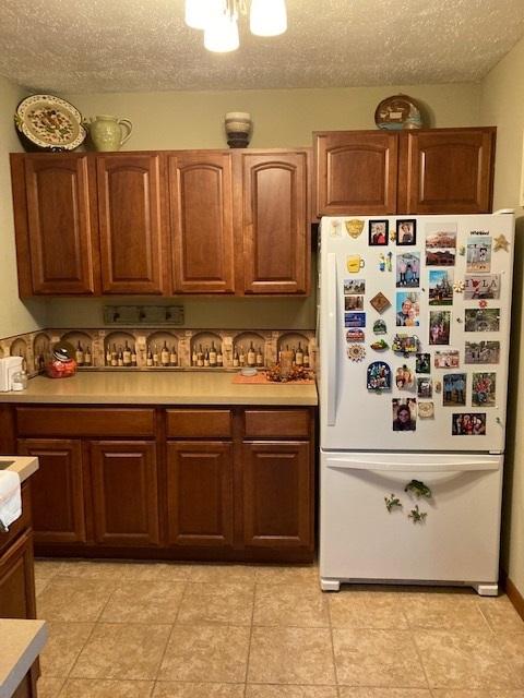 214 E Hamilton Ave, Watseka, IL 60970 photo 10