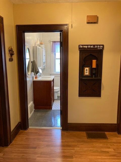 214 E Hamilton Ave, Watseka, IL 60970 photo 14