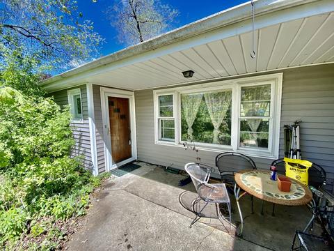 417 Wakeman Ave, Wheaton, IL 60187 photo 2