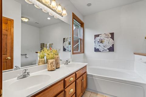1918 Stoddard Ave, Wheaton, IL 60187 photo 12