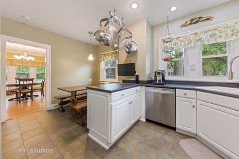 504 E Division St, Itasca, IL 60143 photo 8