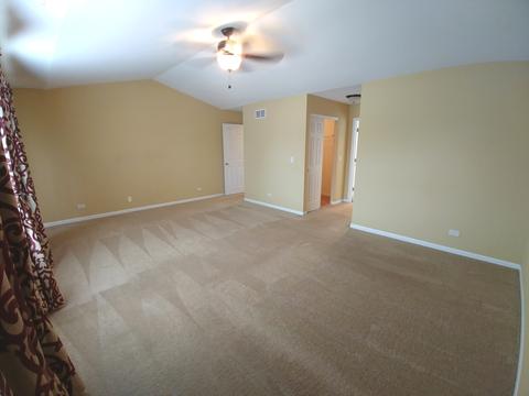 861 Suncrest Dr, Aurora, IL 60506 photo 17