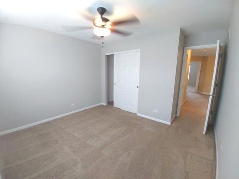 861 Suncrest Dr, Aurora, IL 60506 photo 19