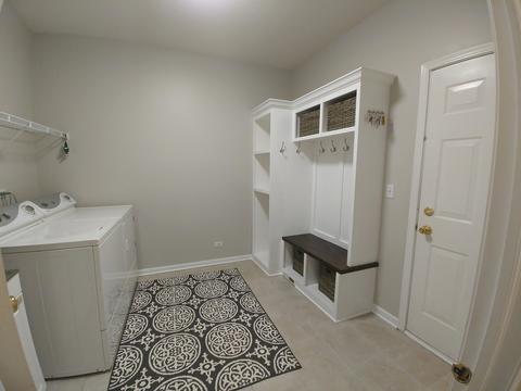 861 Suncrest Dr, Aurora, IL 60506 photo 13