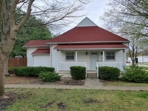 329 E Cherry St, Moweaqua, IL 62550 photo 1