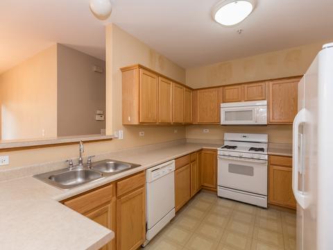 2272 Vanderbilt Dr, Geneva, IL 60134 photo 7