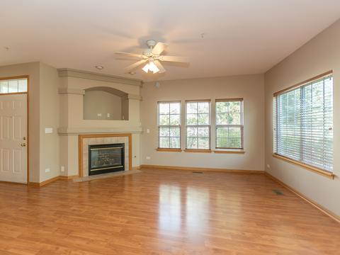 2272 Vanderbilt Dr, Geneva, IL 60134 photo 6