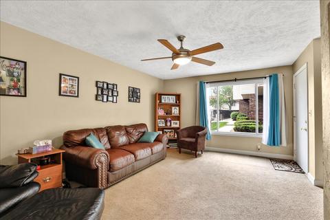1405 E Vernon Ave #30, Normal, IL 61761 photo 10