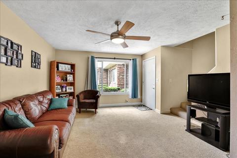 1405 E Vernon Ave #30, Normal, IL 61761 photo 9