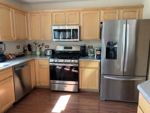 7017 Paradise Ct, Plainfield, IL 60586 photo 8