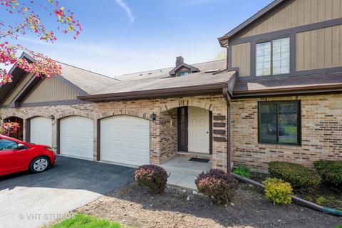 1905 Golf View Dr #2B, Bartlett, IL 60103 photo 2