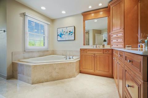 1663 Saratoga Ln, Glenview, IL 60026 photo 20