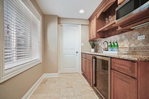 1663 Saratoga Ln, Glenview, IL 60026 photo 10