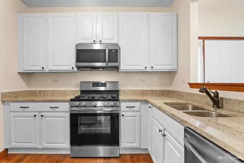 957 Genesee Dr, Naperville, IL 60563 photo 5