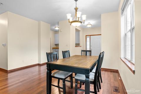 957 Genesee Dr, Naperville, IL 60563 photo 4
