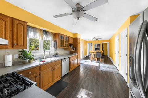 637 Webster St, Algonquin, IL 60102 photo 7