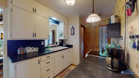 9703 Main St, Hebron, IL 60034 photo 9