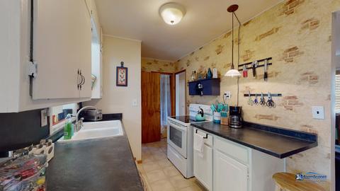 9703 Main St, Hebron, IL 60034 photo 8