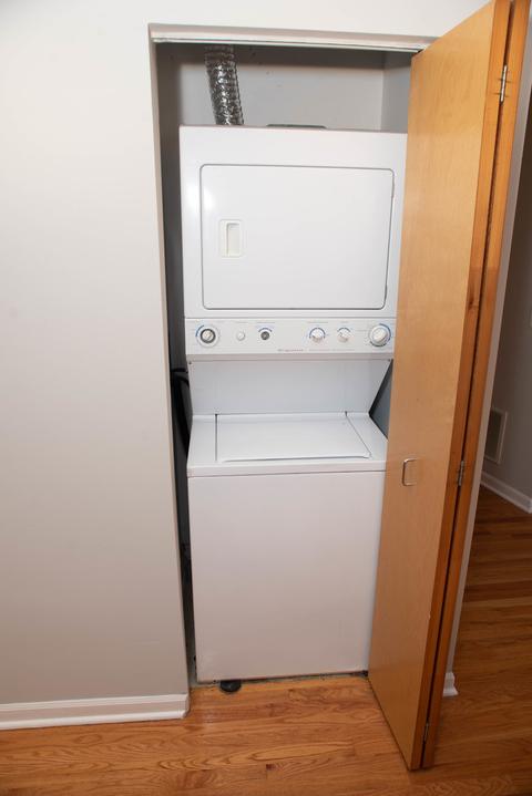 1024 E 46th St #4W, Chicago, IL 60653 photo 10